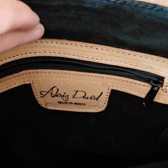 Alexis David Purse Elegant Tan Leather - Picture 7 of 8